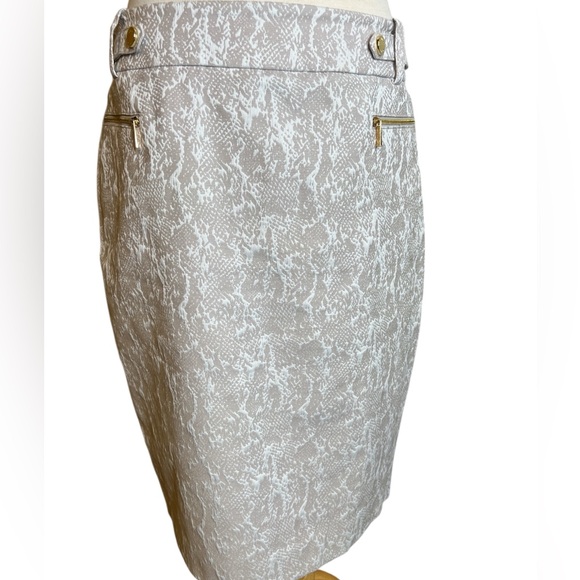 Calvin Klein Cream Pencil Skirt – Knee-Length with Gold Hardware - Picture 1 of 7